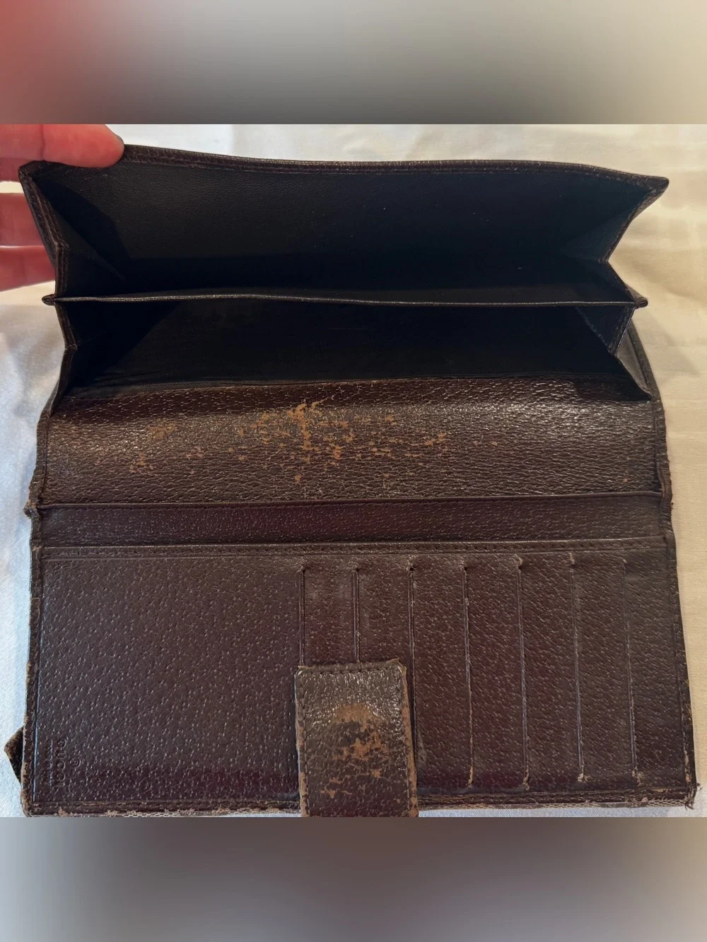Authentic pre Loved Gucci Brown Monogram Continental Wallet.